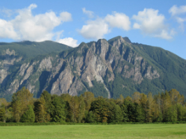 view of Mount Si on a sunny day